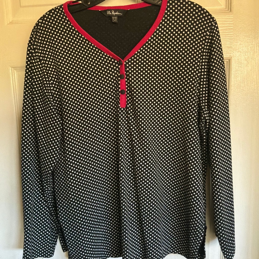 ULLA POPKEN..casual top